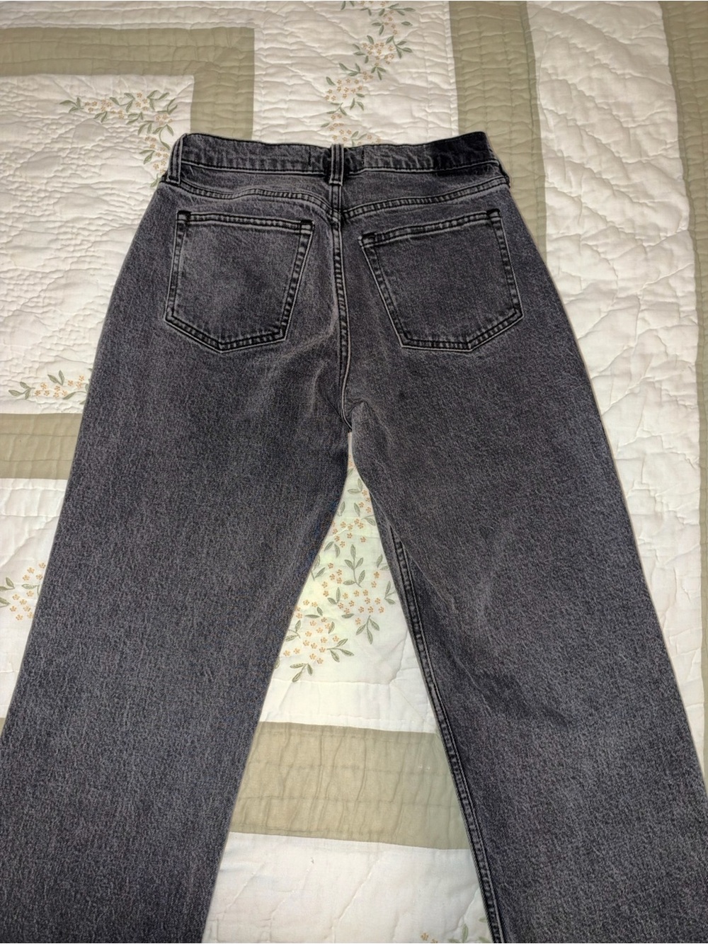 Classic High-Rise Women’s Black Gray Jeans